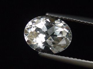 White Topaz 3,52 Ct. oval Brazil