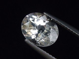 White Topaz 3,65 Ct. oval Brazil