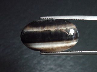 Achat 18,19 Ct. gebändert - Oval Cabochon Brasilien