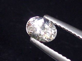 Sanidin 0,41 Ct. selten - feines Oval - Volkesfeld, Eifel, D