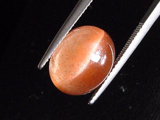 Scapolite Catseye 7,93 Ct. fine redbrown Tanzania