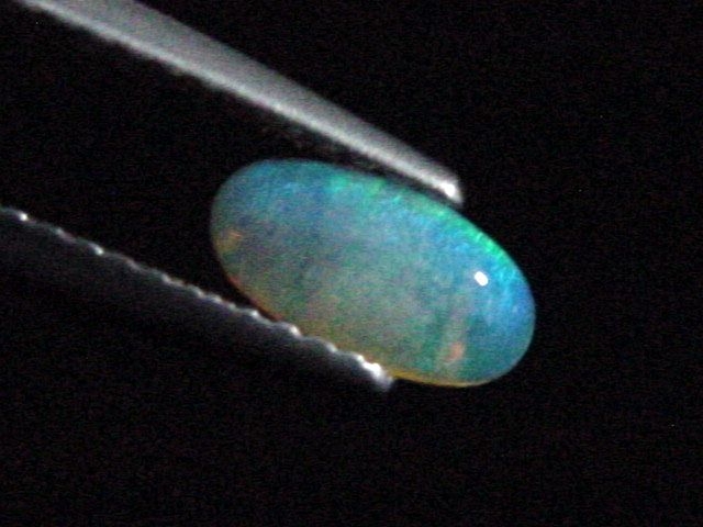 Opal 0,43 Ct. oval cabochon - Australia