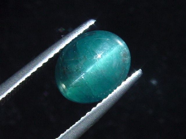 Apatit Katzenauge 3,28 Ct. seltene blaue Farbe Minas Gerais, Brasilien