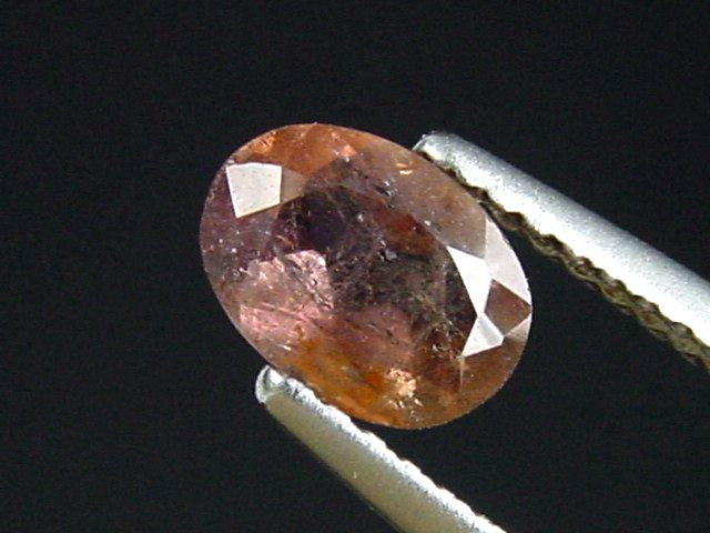 Axinit / Magnesioaxinit 0,72 Ct. Oval Tansania