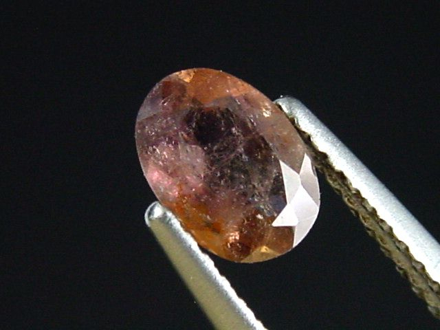 Axinit / Magnesioaxinit 0,72 Ct. Oval Tansania