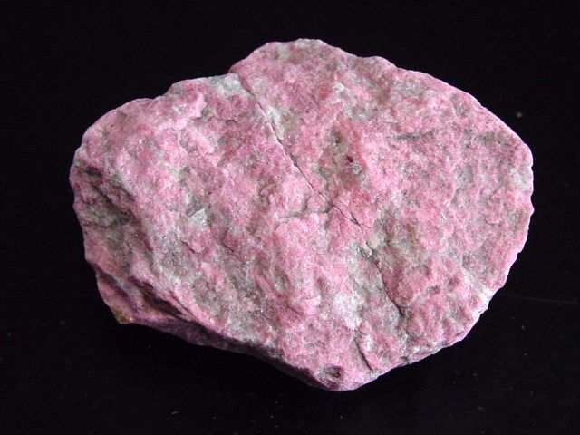 Thulit Stufe 53 mm Himbeerrot - Leksvig, Trondheim, Norwegen