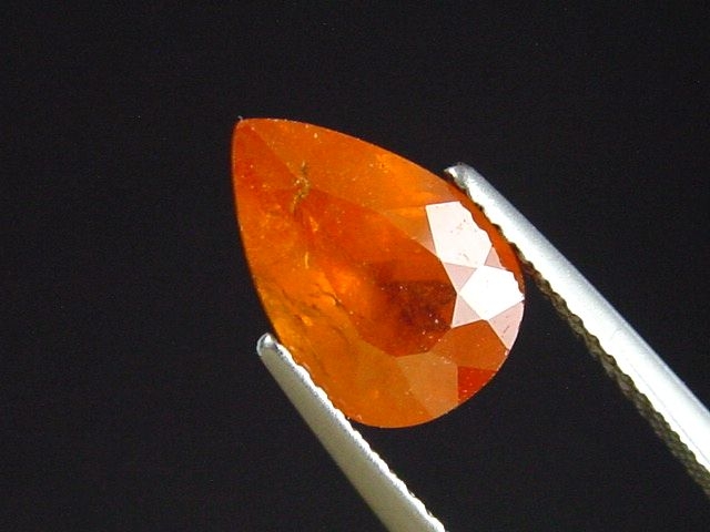 Spessartit Granat 3,80 Ct. Tropfen 11 x 7,5 mm Tansania