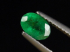 Smaragd 0,55 Ct. feines Grün 6 x 4 mm Oval Kolumbien