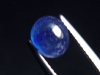 Saphir 2,73 Ct. Oval Cabochon - feines Blau - behandelt Madag.